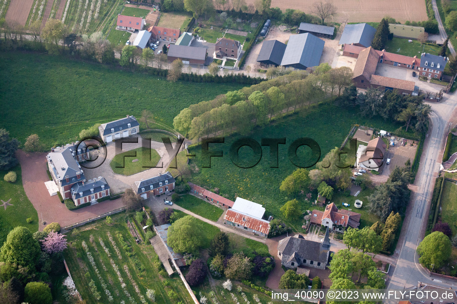 Photographie aérienne de Hendecourt-lès-Ransart dans le département Pas de Calais, France
