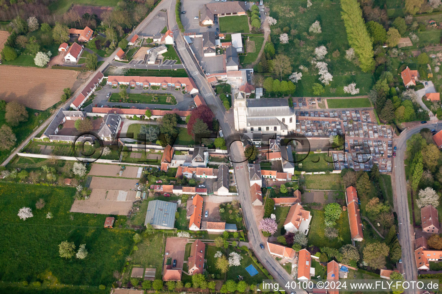 Rivière dans le département Pas de Calais, France d'en haut