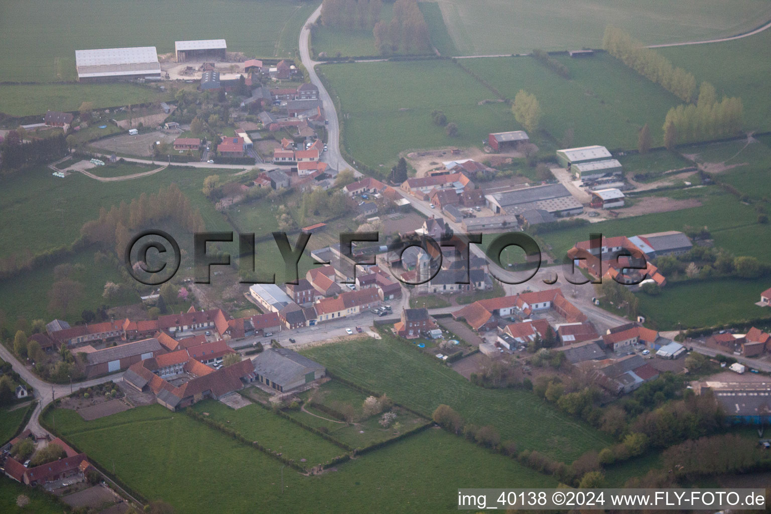 Vue aérienne de Audincthun dans le département Pas de Calais, France