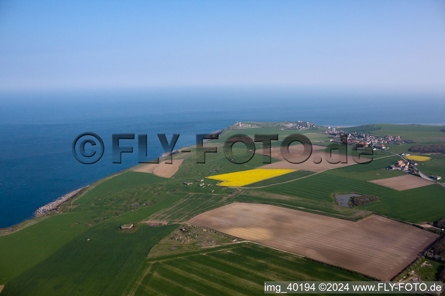 Vue aérienne de Côte de la Manche Cap Le Gris Nez à Lille dans le Nord-Pas-de-Calais Picardie à Cap Le Gris Nez dans le département Pas de Calais, France