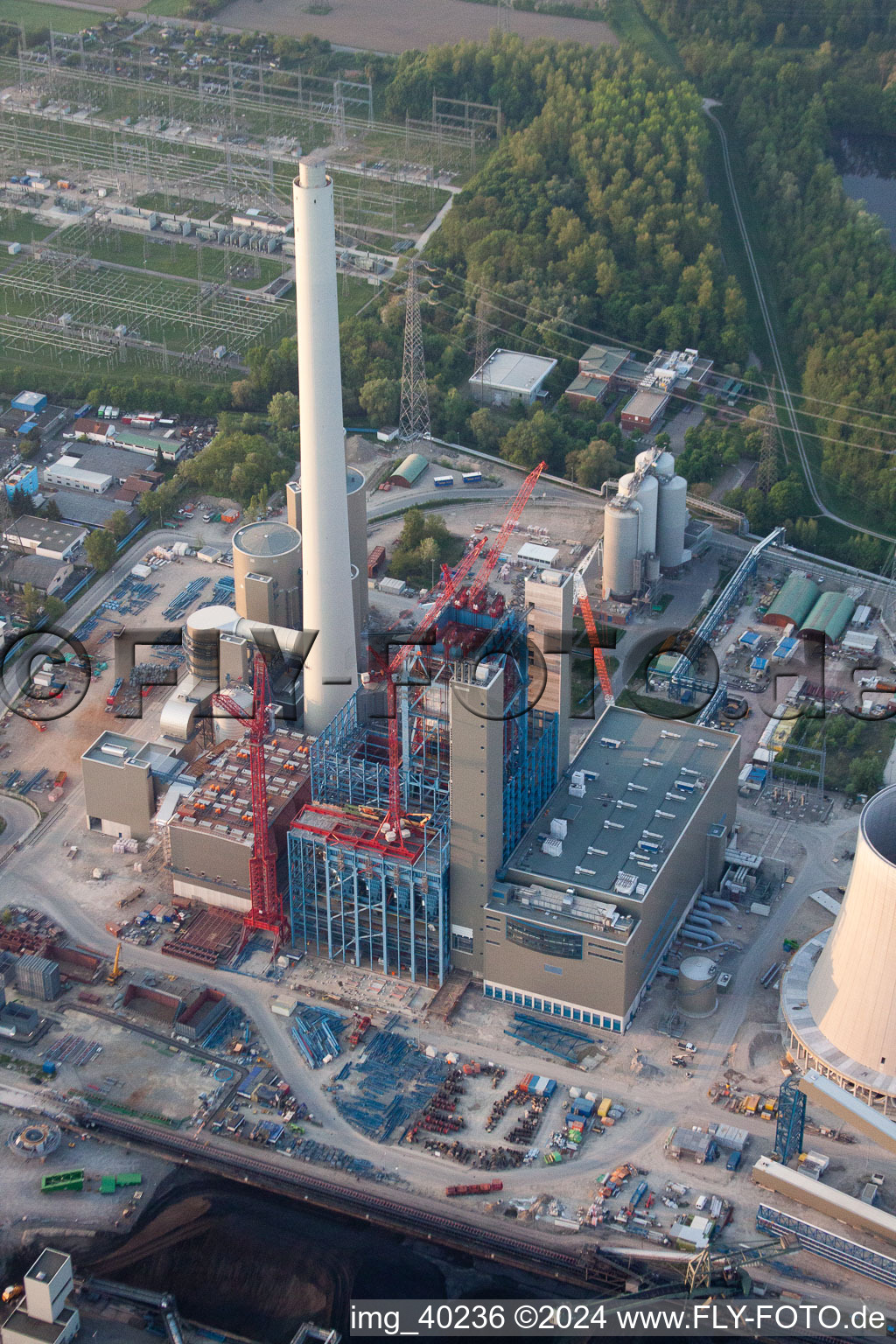 Chantier ENBW à le quartier Rheinhafen in Karlsruhe dans le département Bade-Wurtemberg, Allemagne d'en haut