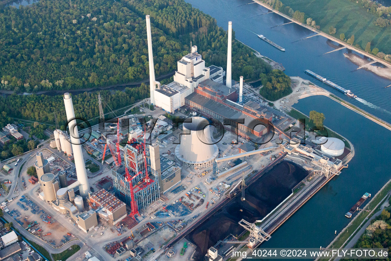 Enregistrement par drone de Chantier ENBW à le quartier Rheinhafen in Karlsruhe dans le département Bade-Wurtemberg, Allemagne