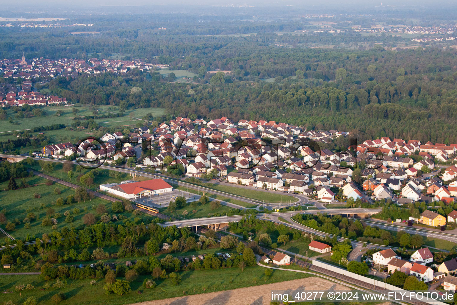 Vue d'oiseau de Bietigheim dans le département Bade-Wurtemberg, Allemagne