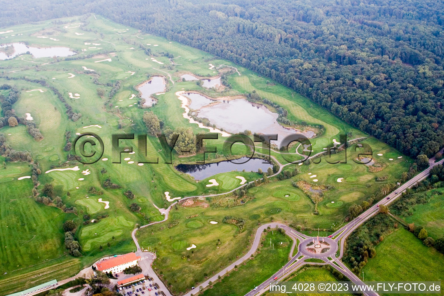 Photographie aérienne de Club de golf Landgut Dreihof SÜW à Essingen dans le département Rhénanie-Palatinat, Allemagne