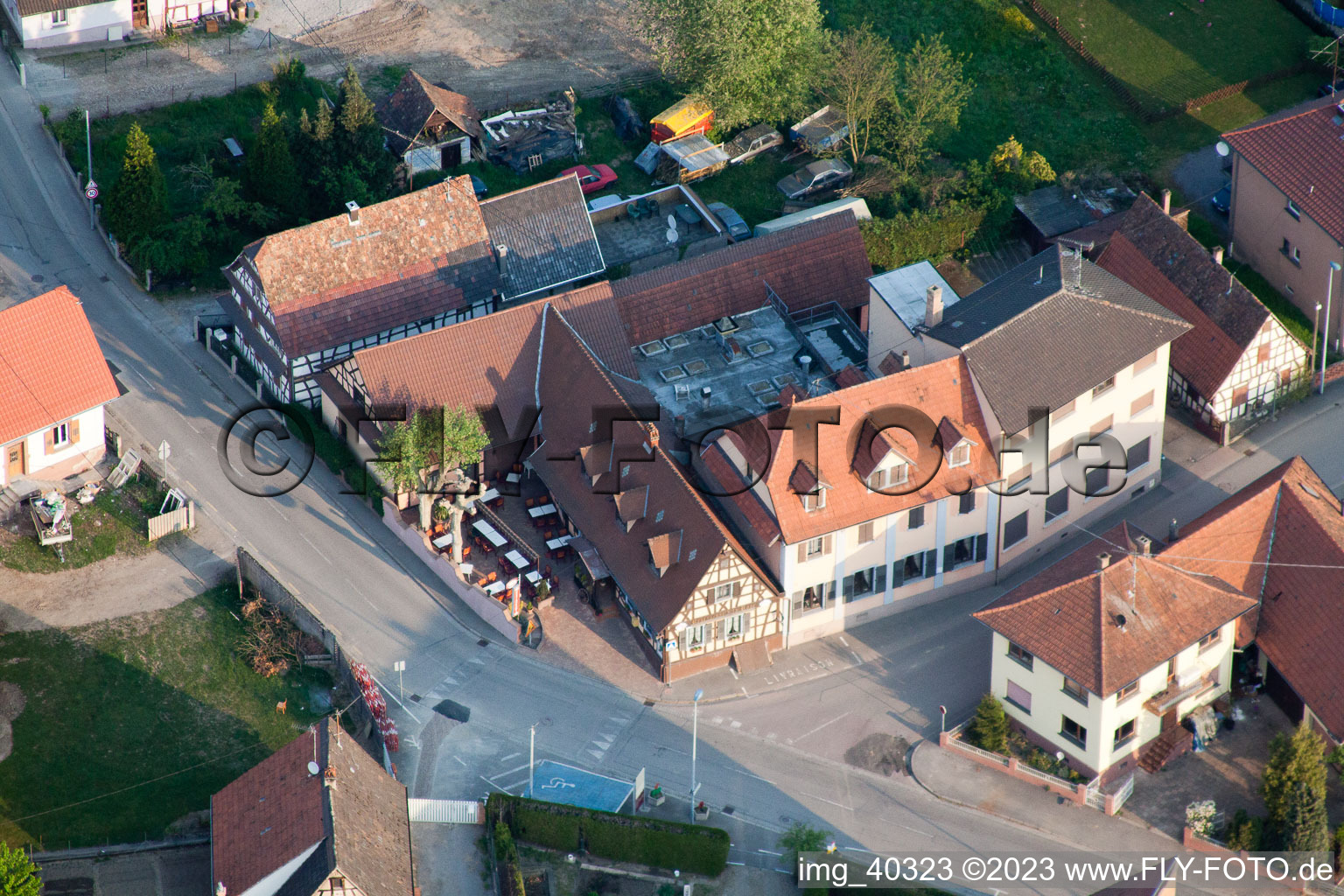 Vue aérienne de Restaurant Rose à Munchhausen dans le département Bas Rhin, France
