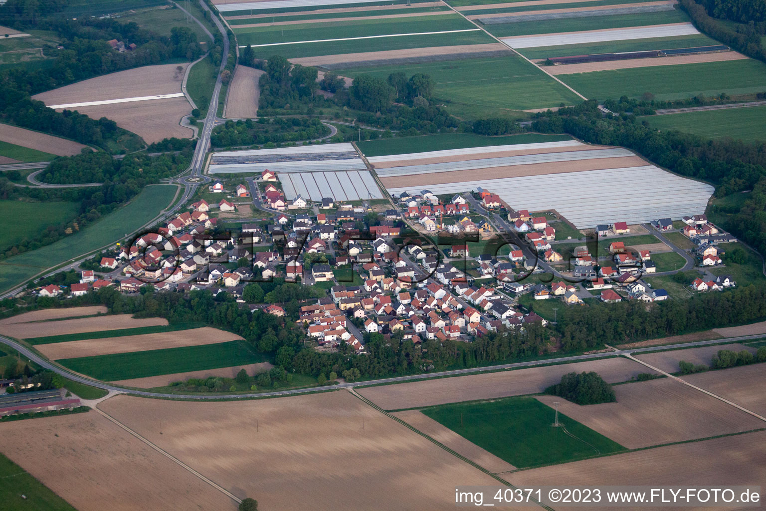Neupotz dans le département Rhénanie-Palatinat, Allemagne vue du ciel