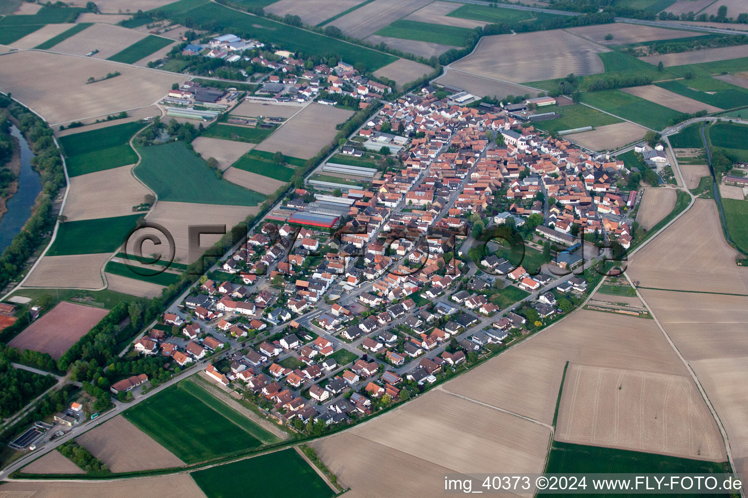 Image drone de Neupotz dans le département Rhénanie-Palatinat, Allemagne