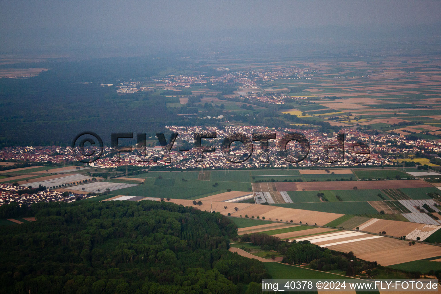 Vue oblique de Rülzheim dans le département Rhénanie-Palatinat, Allemagne