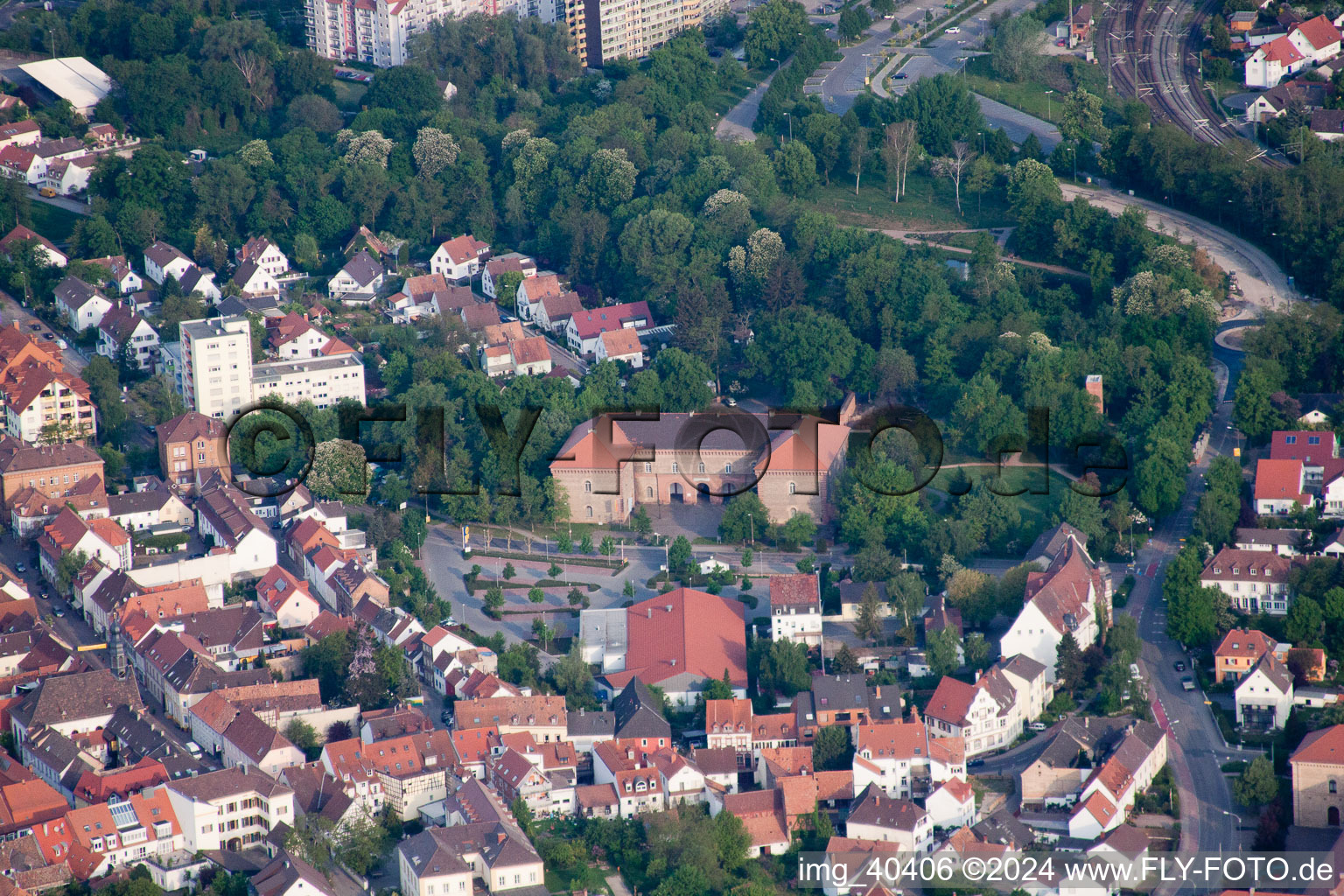 Germersheim dans le département Rhénanie-Palatinat, Allemagne d'en haut