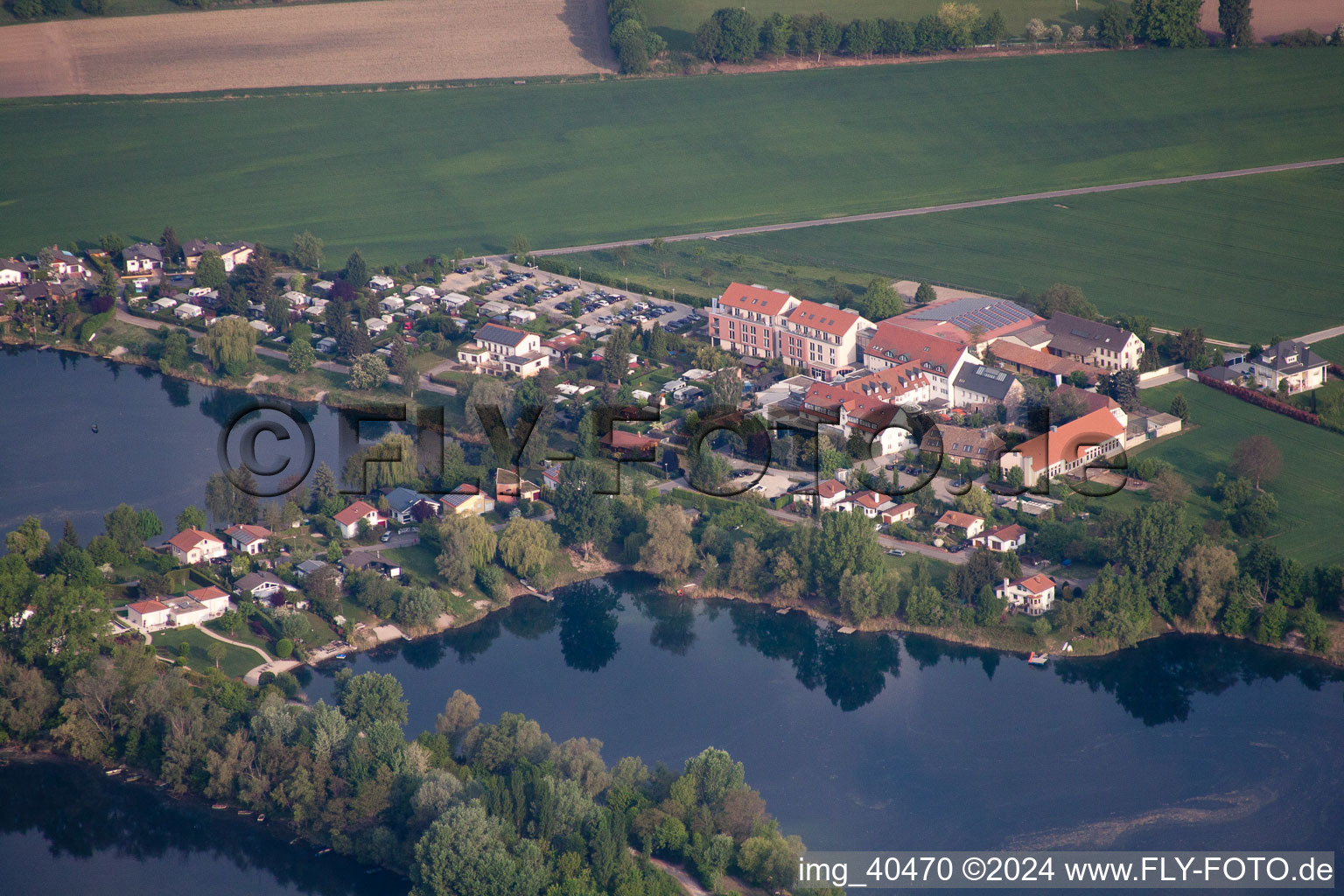 Vue aérienne de Lindner Hotel & Spa Binshof à Speyer dans le département Rhénanie-Palatinat, Allemagne