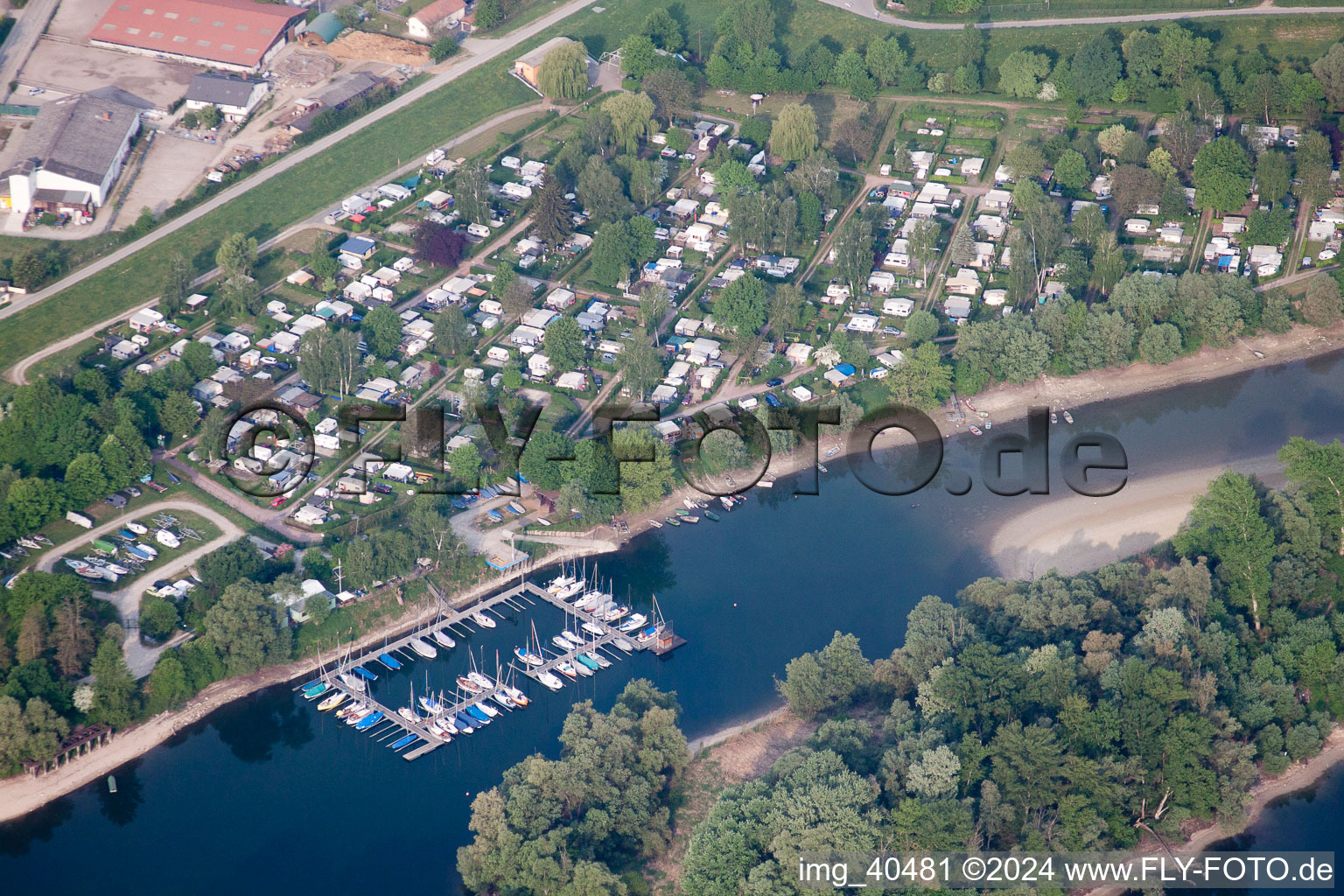 Enregistrement par drone de Otterstadt dans le département Rhénanie-Palatinat, Allemagne