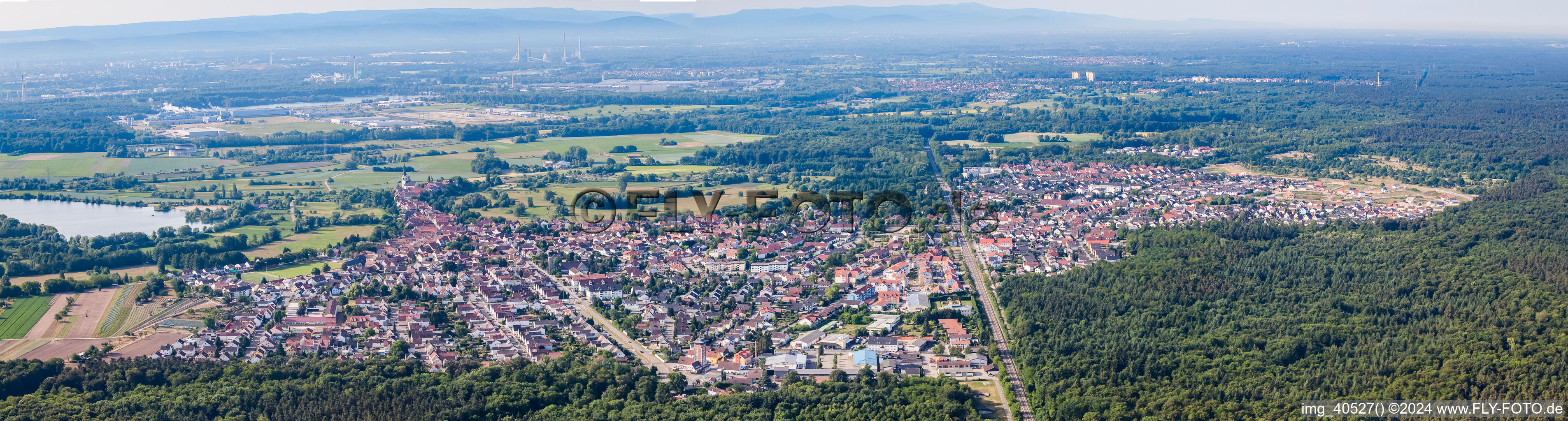 Vue aérienne de Panorama à Jockgrim dans le département Rhénanie-Palatinat, Allemagne