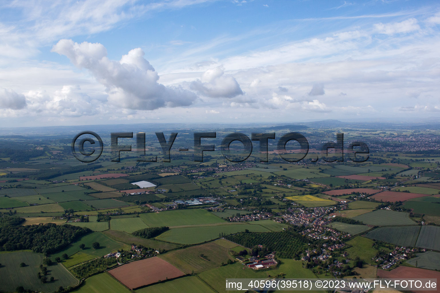 Vue aérienne de Les cumulants augmentent à Withington dans le département Angleterre, Grande Bretagne