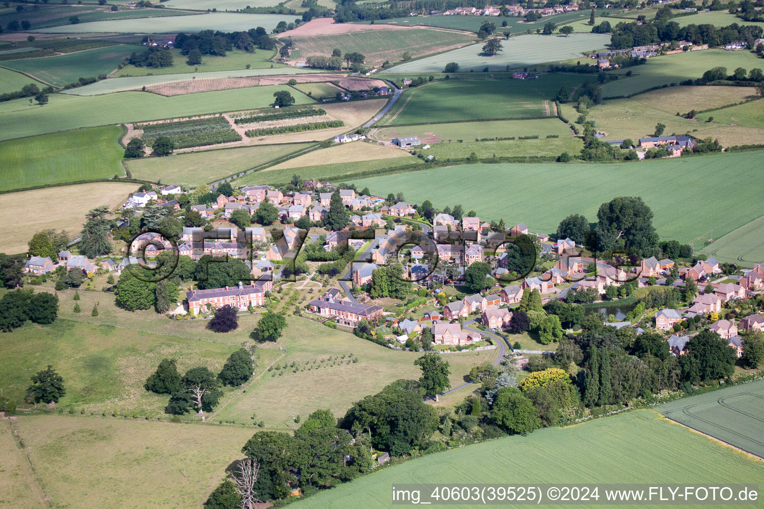 Vue aérienne de Burghill dans le département Angleterre, Grande Bretagne