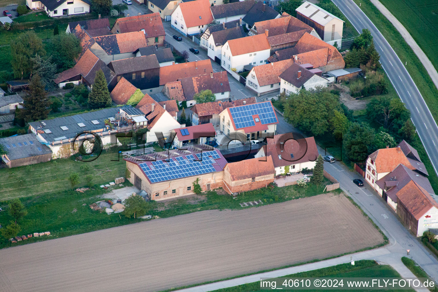 Photographie aérienne de Brehmstr à le quartier Minderslachen in Kandel dans le département Rhénanie-Palatinat, Allemagne