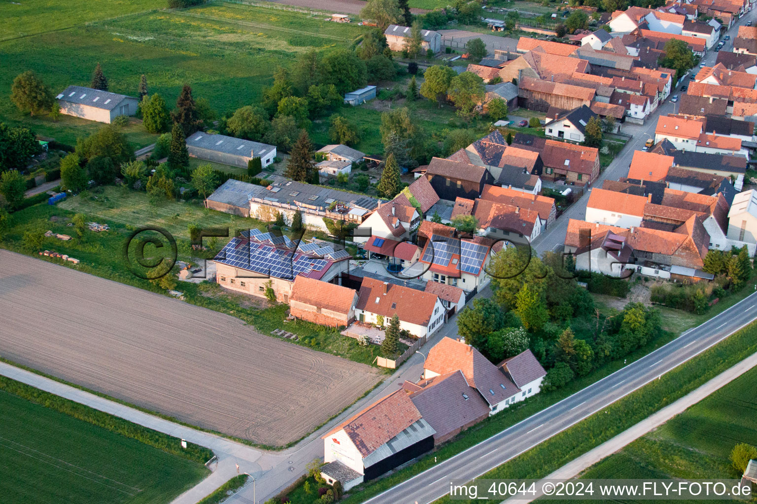 Photographie aérienne de Brehmstr à le quartier Minderslachen in Kandel dans le département Rhénanie-Palatinat, Allemagne