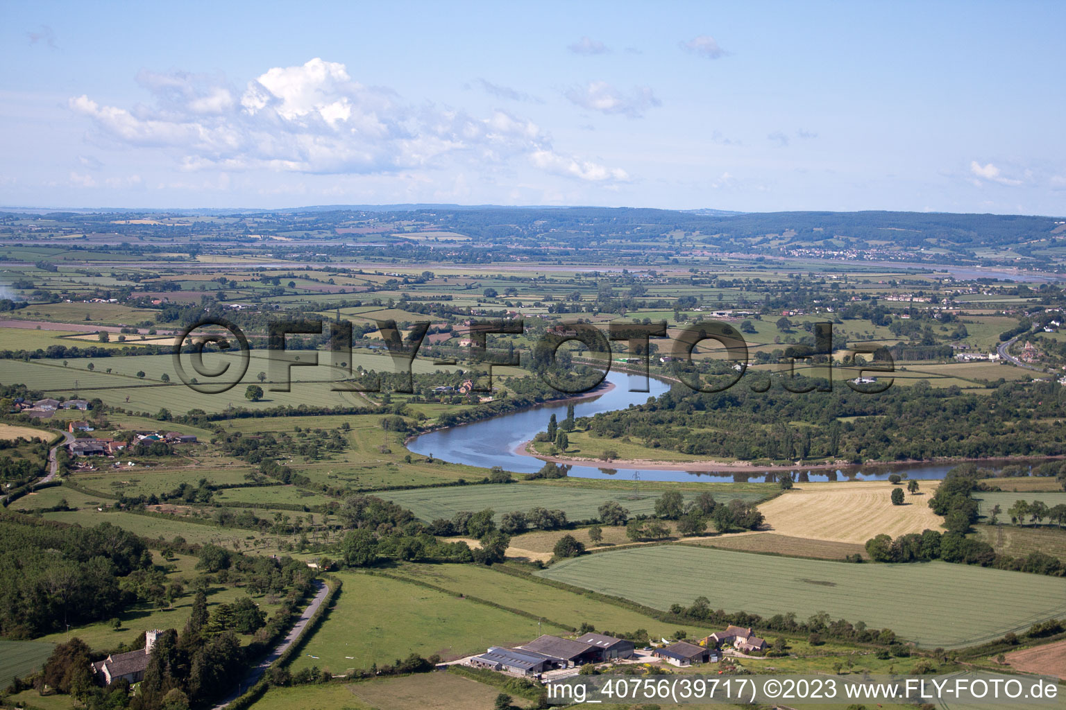 Vue aérienne de Genou de la rivière Severn près d'Oakle Street à Elmore dans le département Angleterre, Grande Bretagne