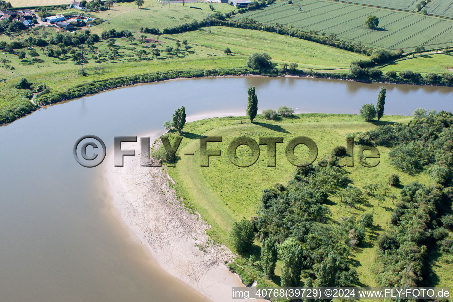 Photographie aérienne de Genou de la rivière Severn près de Oakle Street à Oakle Street dans le département Angleterre, Grande Bretagne