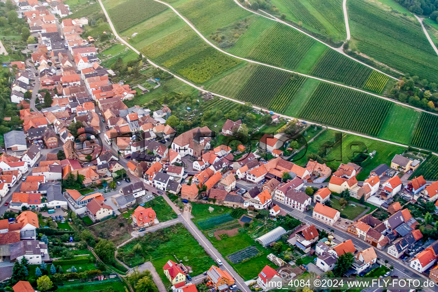 Vue d'oiseau de Ranschbach dans le département Rhénanie-Palatinat, Allemagne