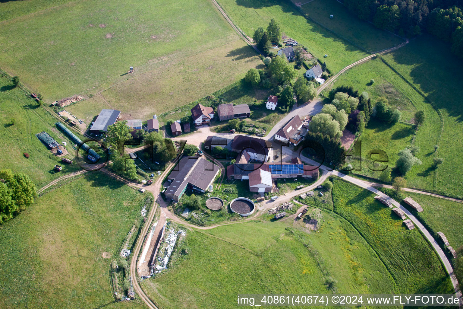 Vue aérienne de Hôtel Ransbrunnerhof à Eppenbrunn dans le département Rhénanie-Palatinat, Allemagne