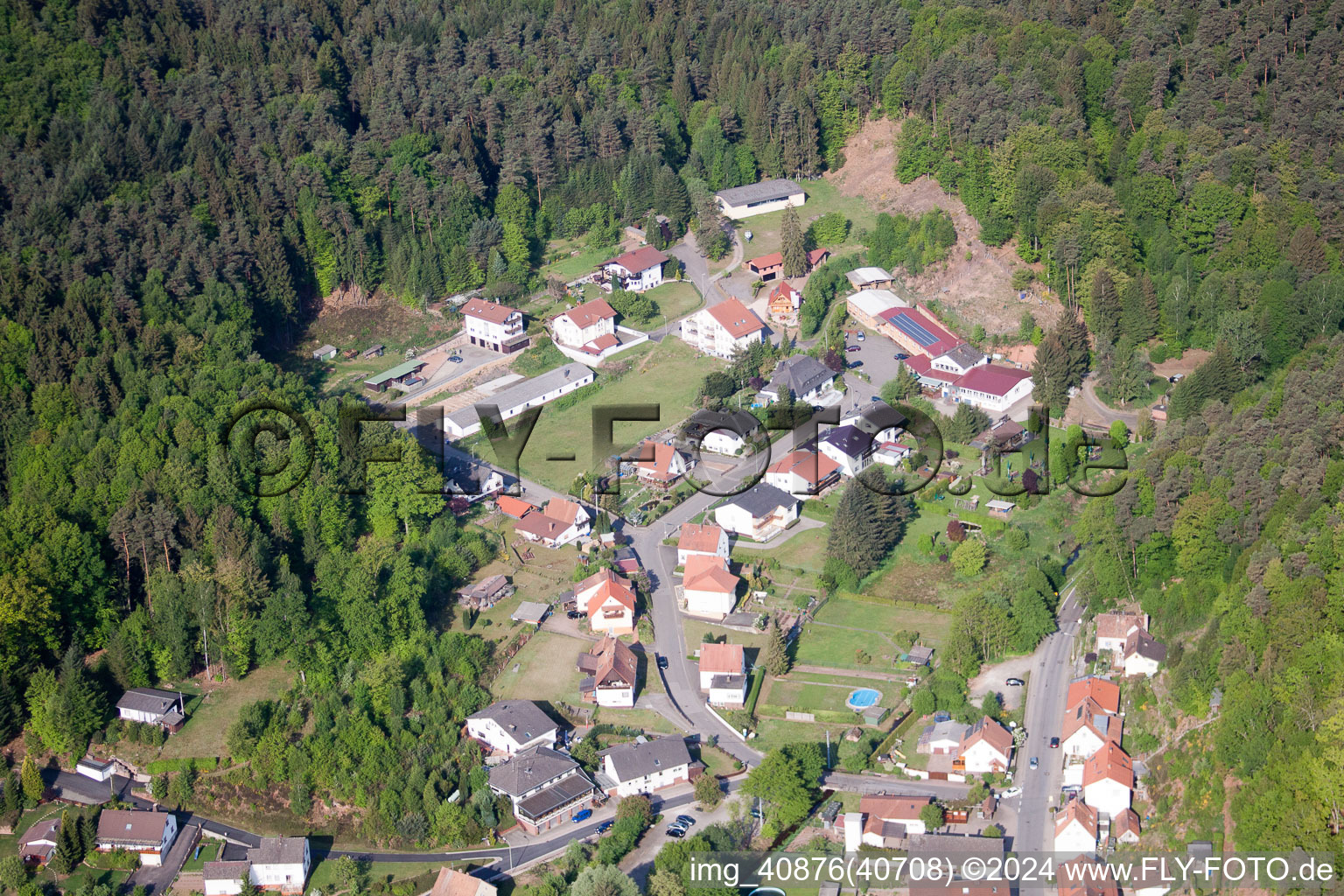 Vue oblique de Eppenbrunn dans le département Rhénanie-Palatinat, Allemagne