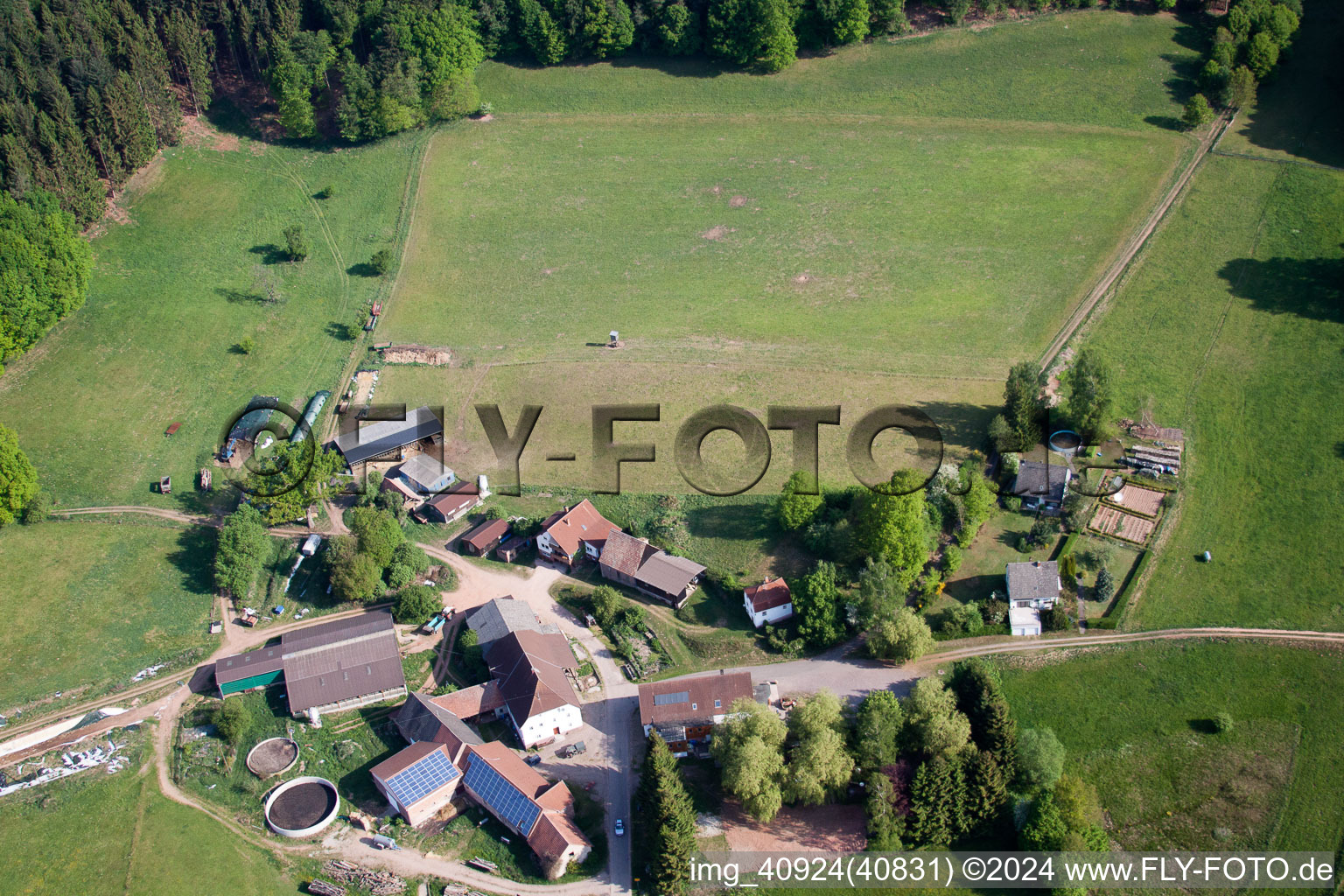 Hôtel Ransbrunnerhof à Eppenbrunn dans le département Rhénanie-Palatinat, Allemagne depuis l'avion