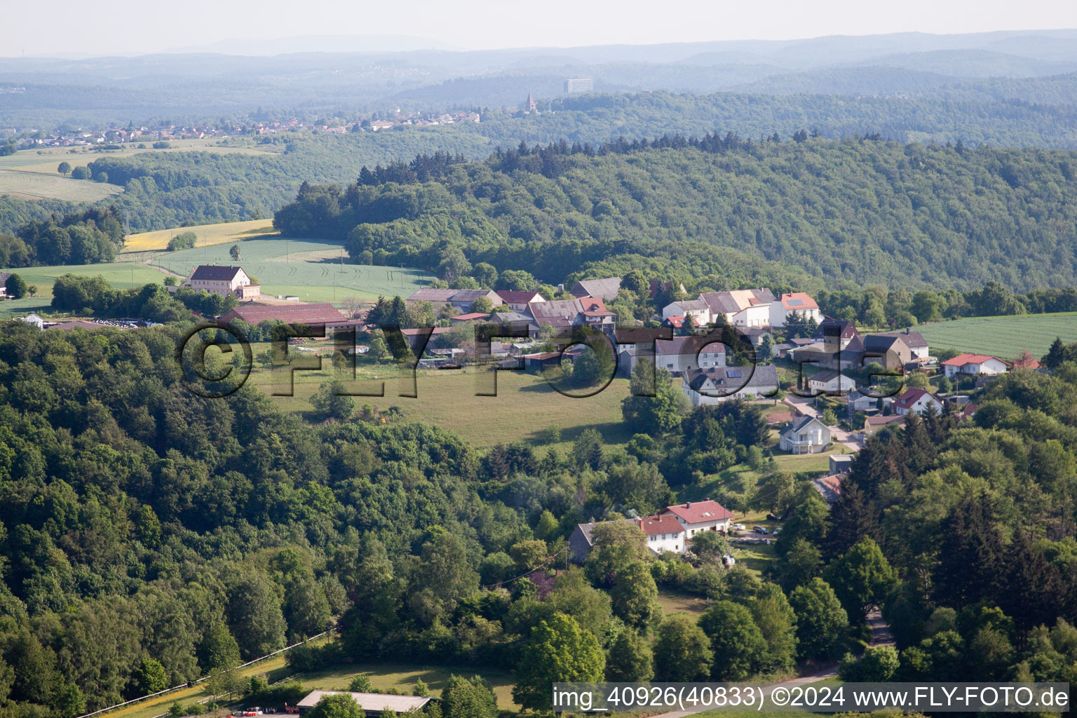 Vue aérienne de Hochstellerhof à Trulben dans le département Rhénanie-Palatinat, Allemagne