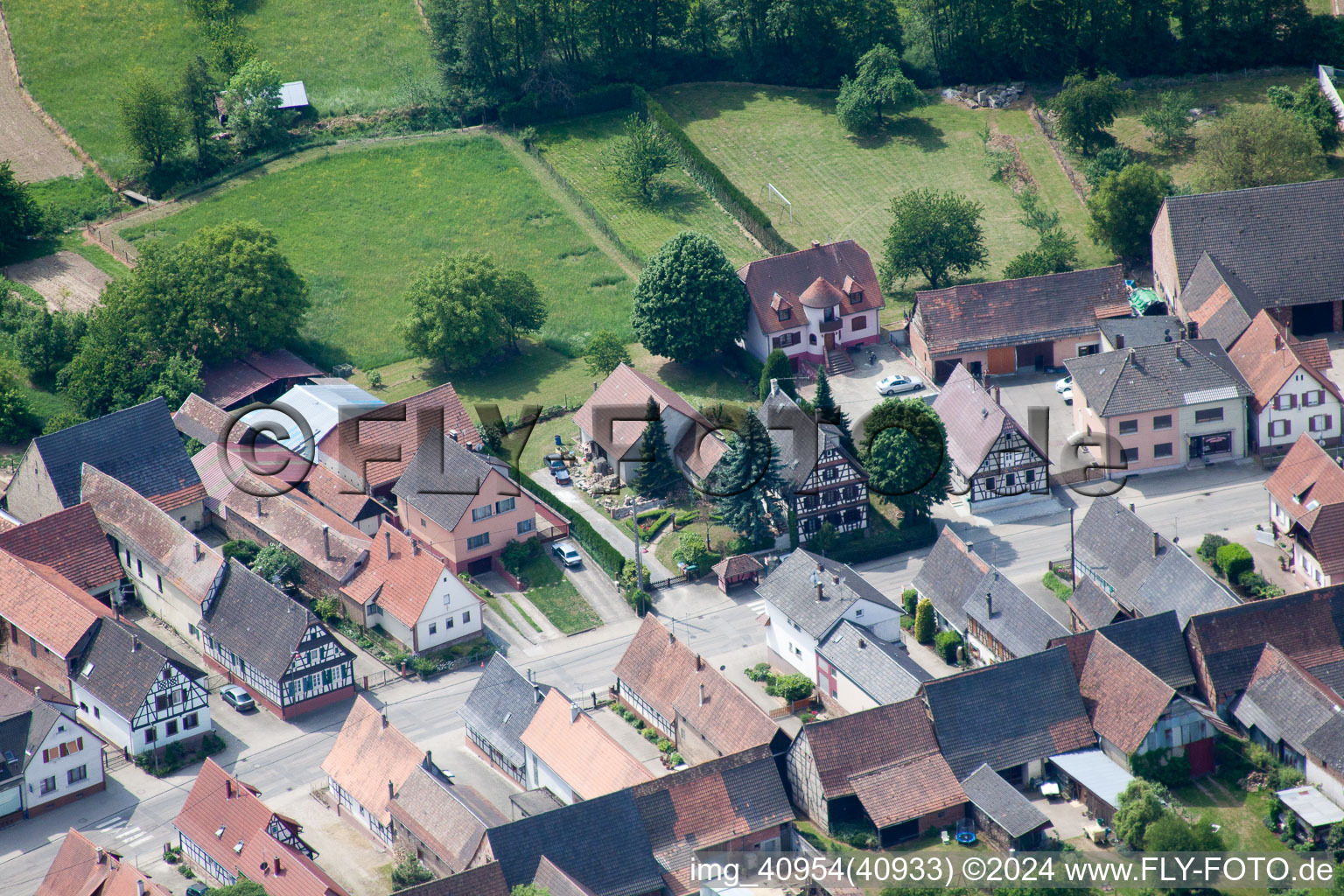 Niederlauterbach dans le département Bas Rhin, France vue du ciel