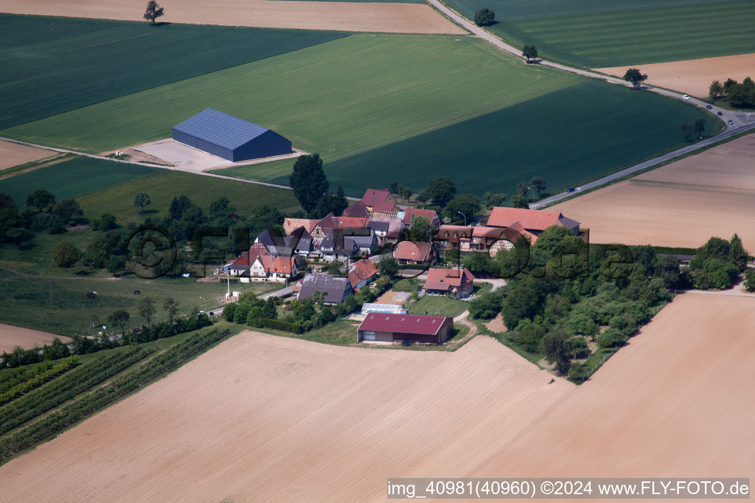 Vue aérienne de Schleithal dans le département Bas Rhin, France