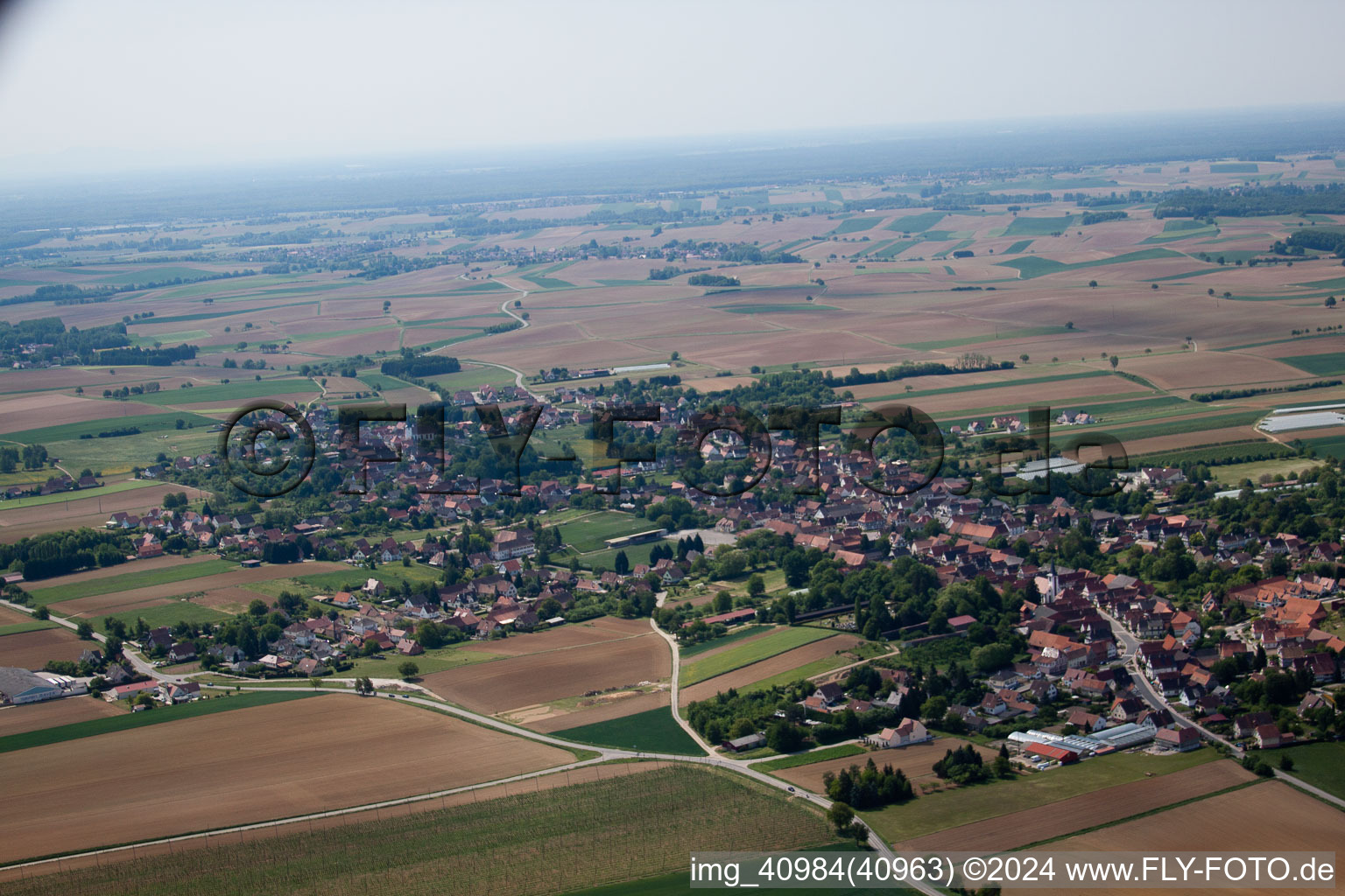 Image drone de Seebach dans le département Bas Rhin, France