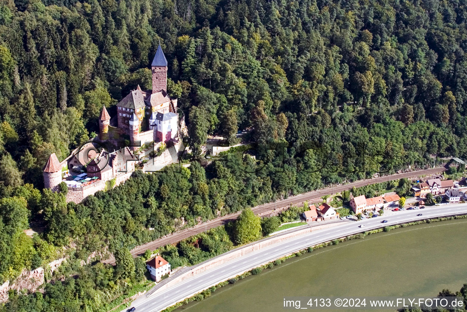 Vue oblique de Zwingenberg dans le département Bade-Wurtemberg, Allemagne