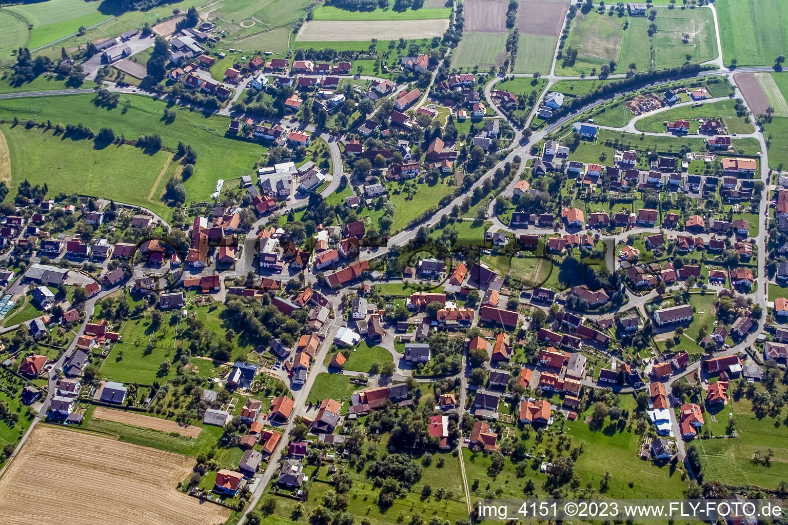 Vue aérienne de Quartier Robern in Fahrenbach dans le département Bade-Wurtemberg, Allemagne