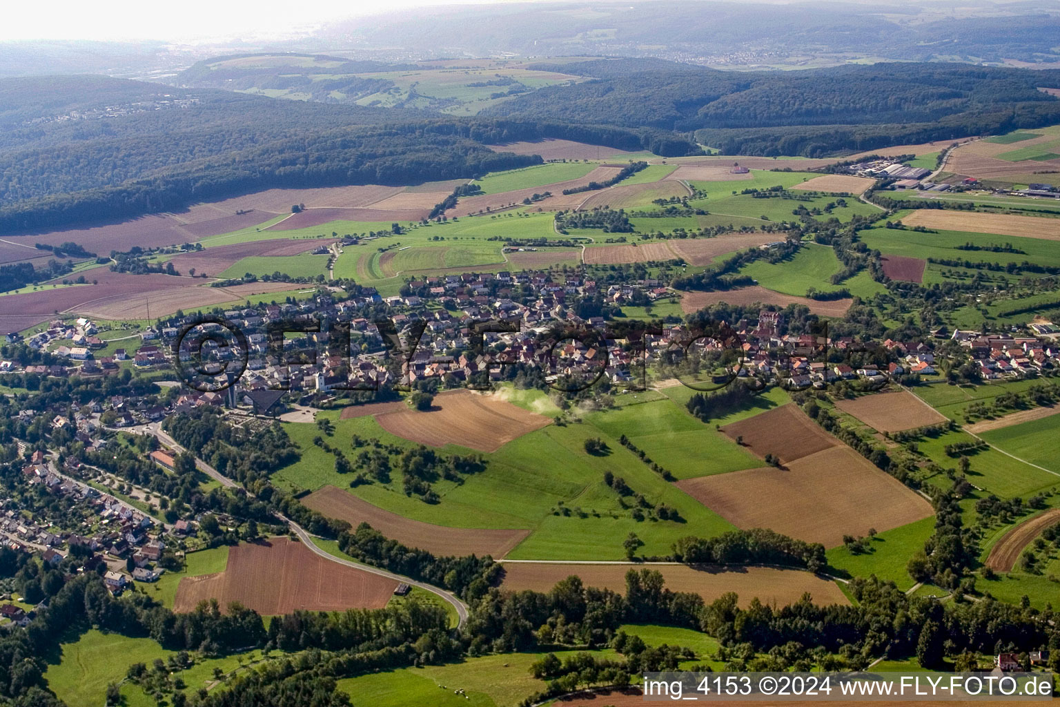 Vue aérienne de Du nord à le quartier Lohrbach in Mosbach dans le département Bade-Wurtemberg, Allemagne