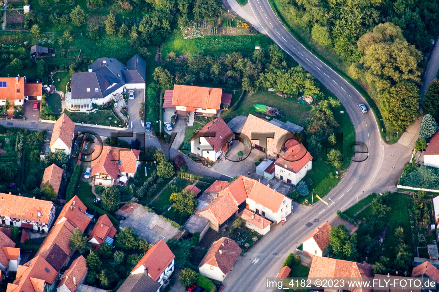Quartier Schweigen in Schweigen-Rechtenbach dans le département Rhénanie-Palatinat, Allemagne vue d'en haut