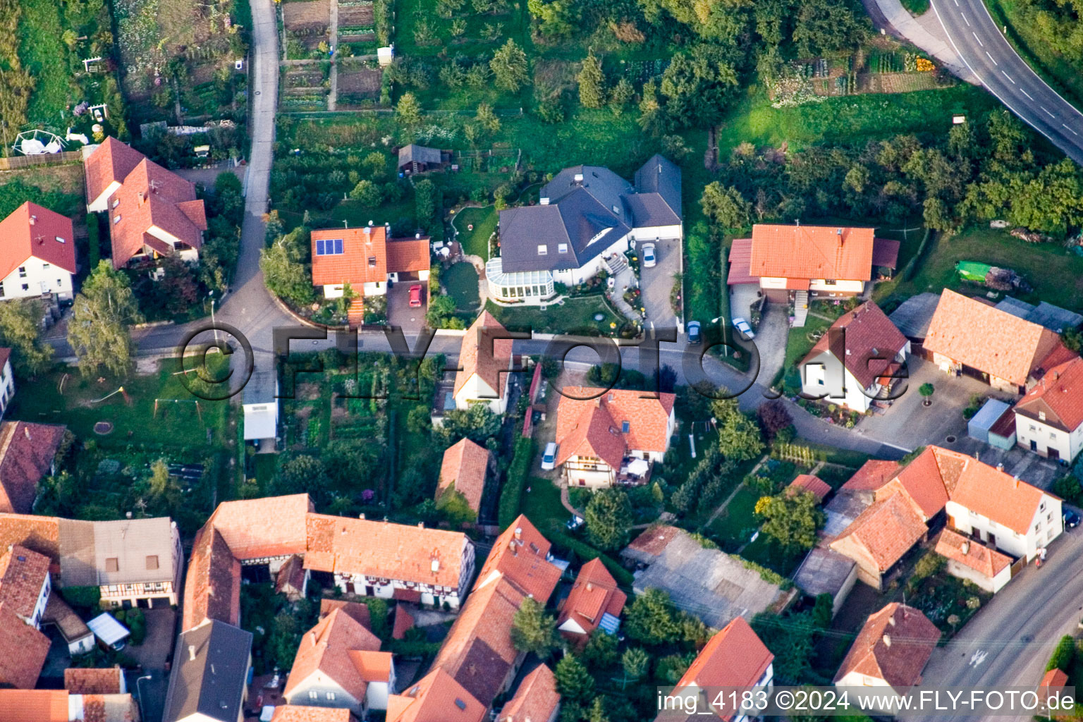 Quartier Schweigen in Schweigen-Rechtenbach dans le département Rhénanie-Palatinat, Allemagne vue du ciel