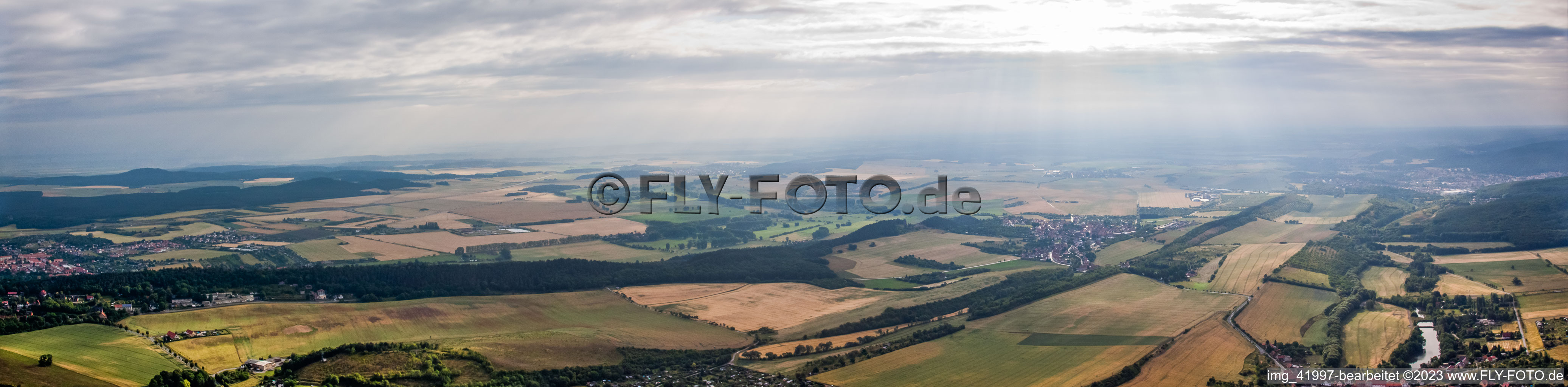 Vue aérienne de Panorama à le quartier Wienrode in Blankenburg dans le département Saxe-Anhalt, Allemagne