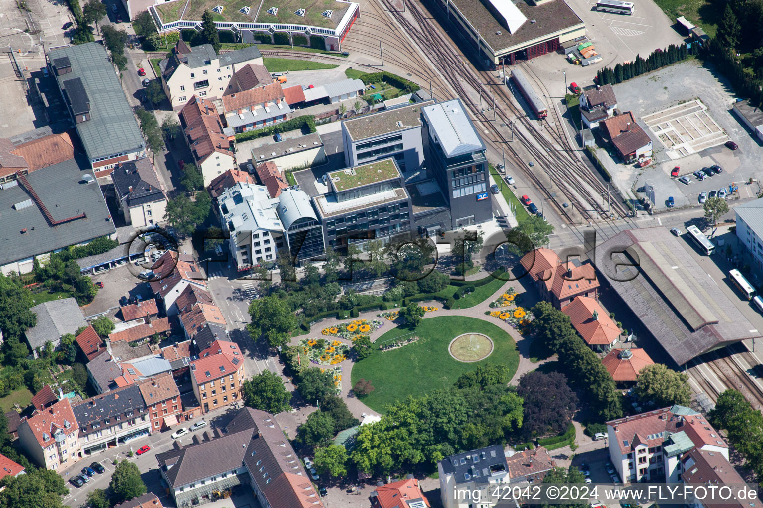 Vue aérienne de Gare de la ville à Ettlingen dans le département Bade-Wurtemberg, Allemagne