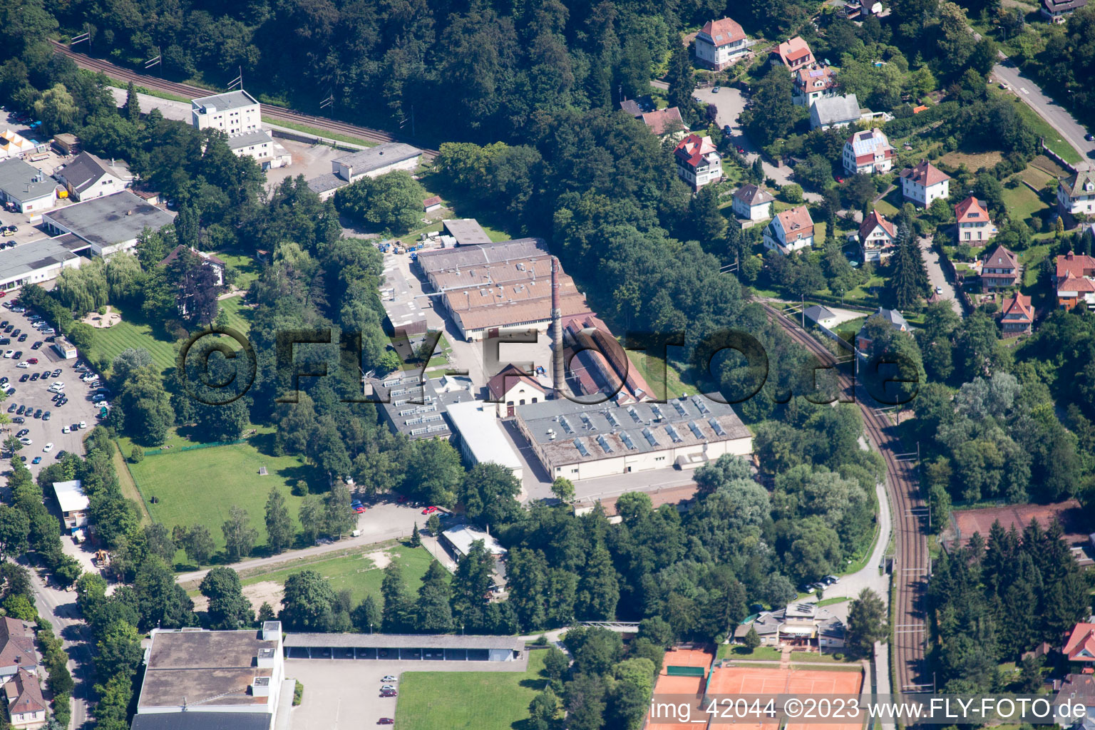 Vue aérienne de Finition textile Wackher à Ettlingen dans le département Bade-Wurtemberg, Allemagne