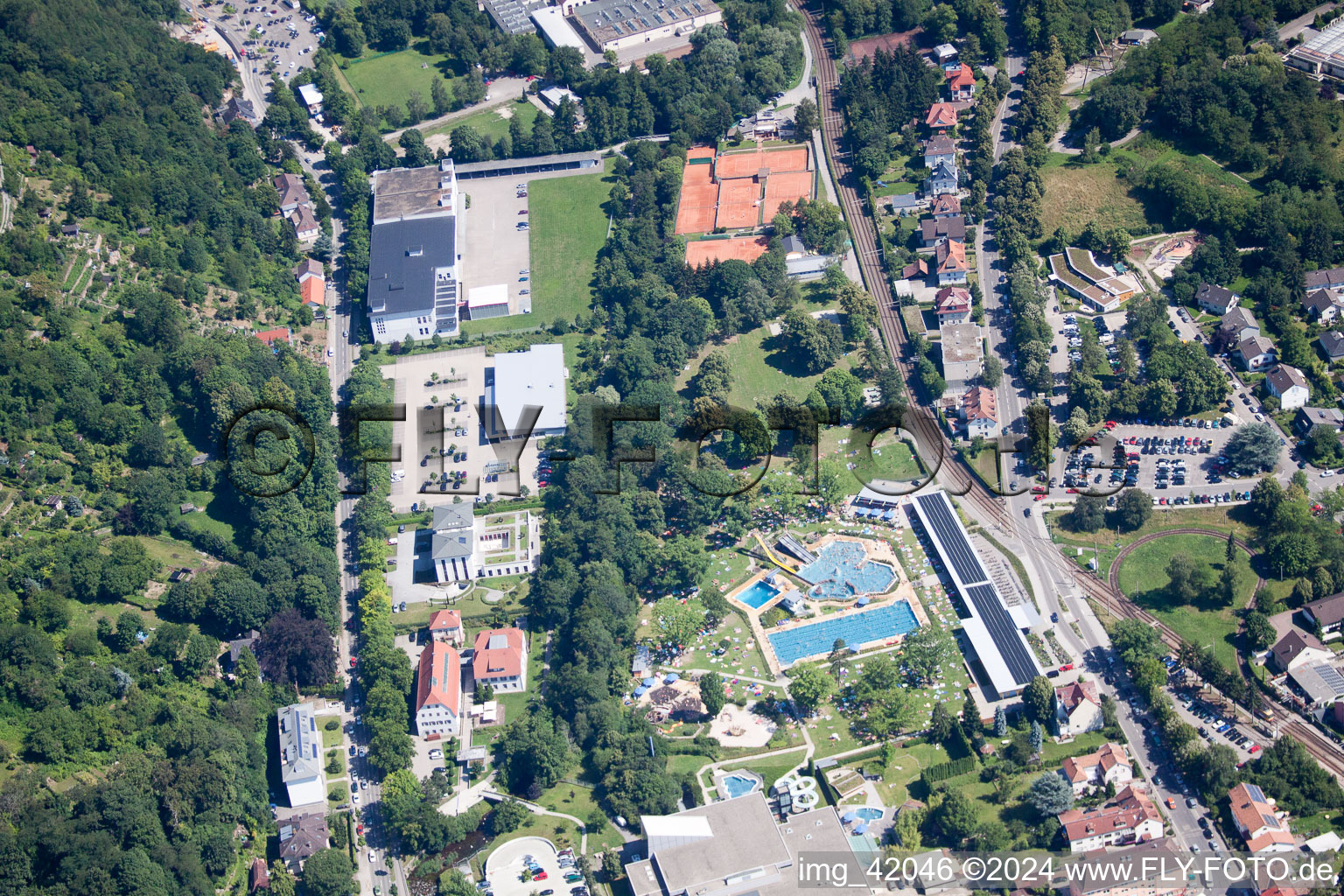 Vue aérienne de Albgaubad à Ettlingen dans le département Bade-Wurtemberg, Allemagne