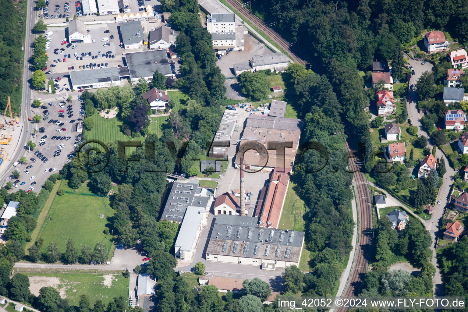 Vue aérienne de Finition textile Wackher à Ettlingen dans le département Bade-Wurtemberg, Allemagne