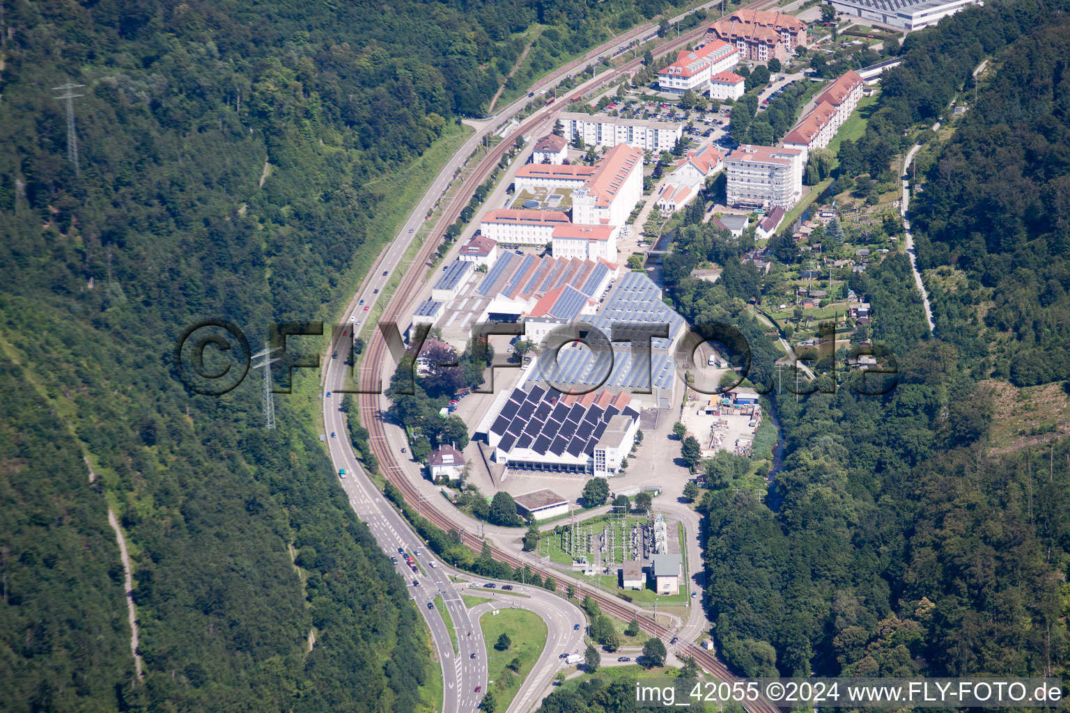 Vue aérienne de Filage à Ettlingen dans le département Bade-Wurtemberg, Allemagne