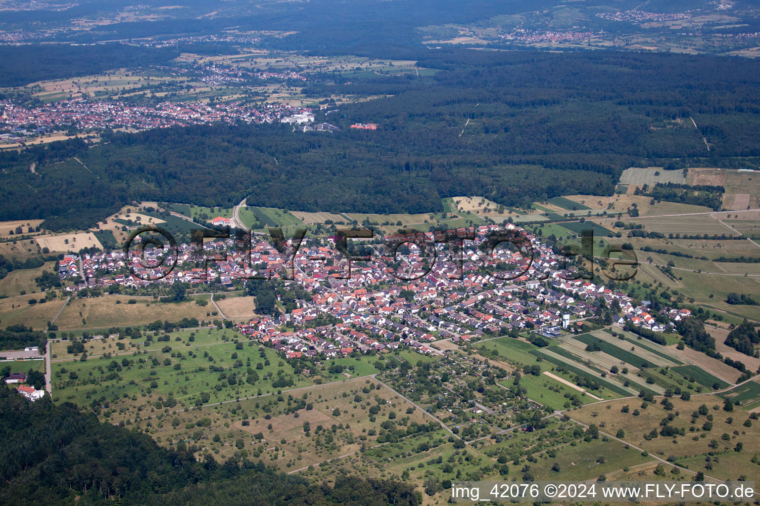 Enregistrement par drone de Quartier Spessart in Ettlingen dans le département Bade-Wurtemberg, Allemagne