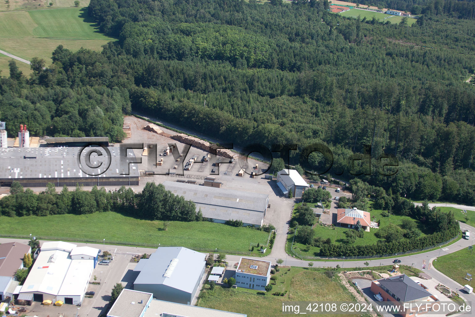 Photographie aérienne de Site de l'usine Corthum Nordschwarzwald GmbH - corthum Erdenwerk à le quartier Pfaffenrot in Marxzell dans le département Bade-Wurtemberg, Allemagne