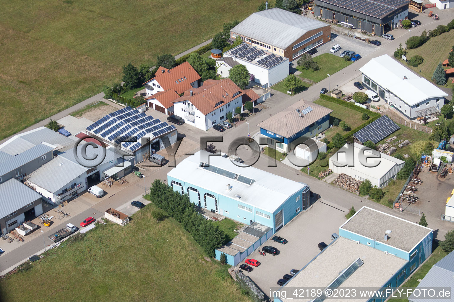 Photographie aérienne de Zone commerciale à Schwarzenbusch à Pfaffenrot dans le département Bade-Wurtemberg, Allemagne