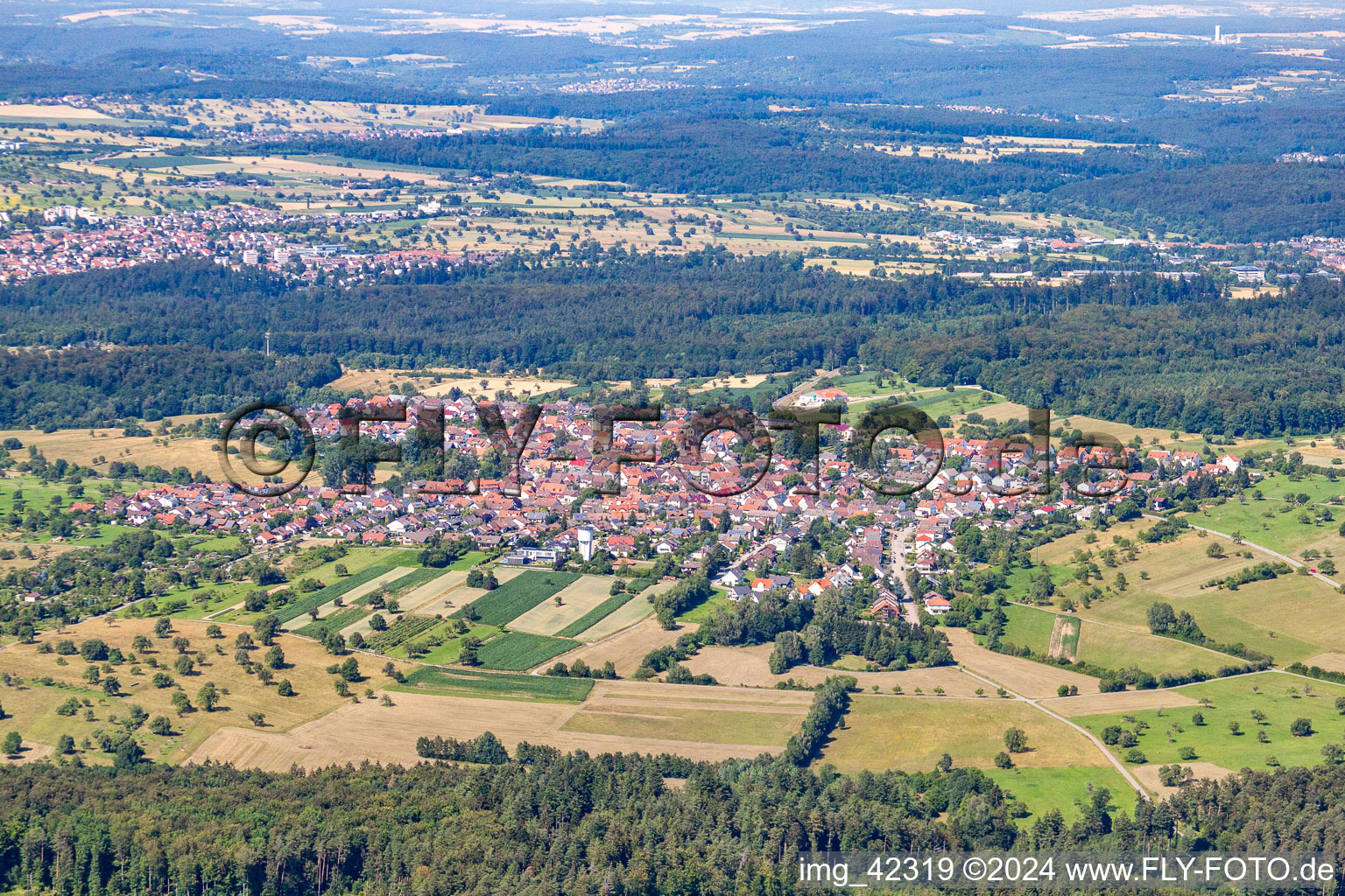 Vue aérienne de Du sud-ouest à le quartier Spielberg in Karlsbad dans le département Bade-Wurtemberg, Allemagne