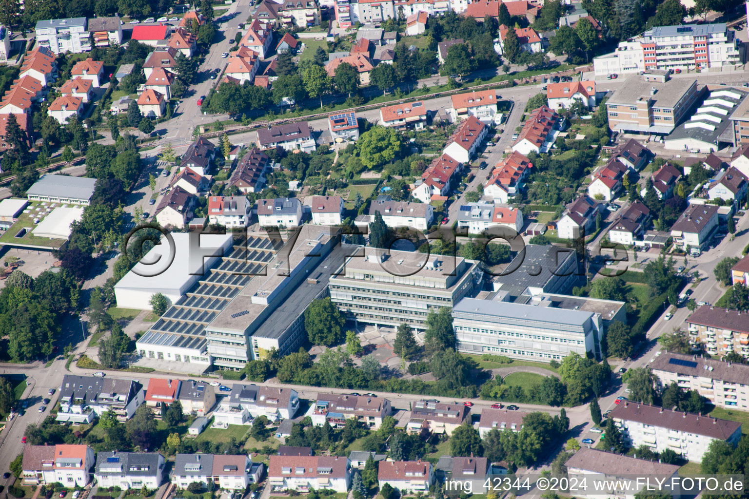 Vue aérienne de École Albert Einstein à Ettlingen dans le département Bade-Wurtemberg, Allemagne