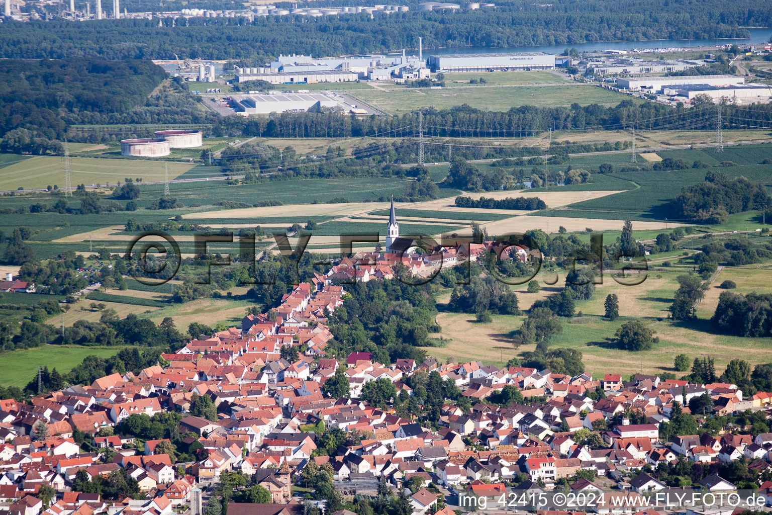 Vue aérienne de Hinterstädel depuis le nord à Jockgrim dans le département Rhénanie-Palatinat, Allemagne