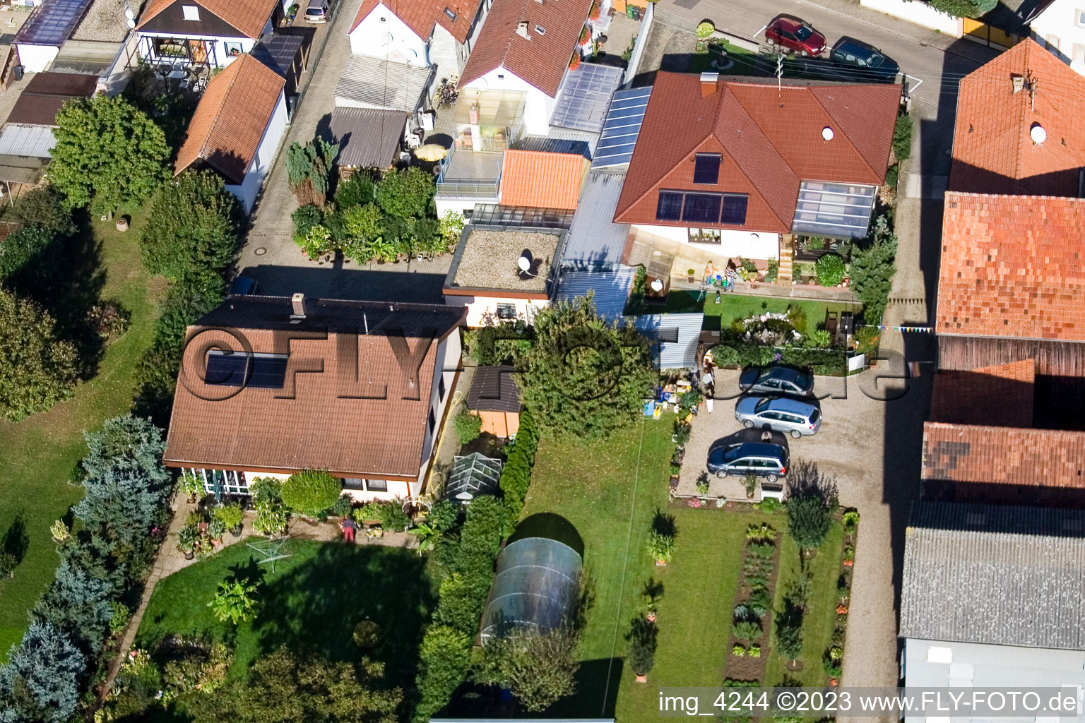 Enregistrement par drone de Brehmstr à le quartier Minderslachen in Kandel dans le département Rhénanie-Palatinat, Allemagne