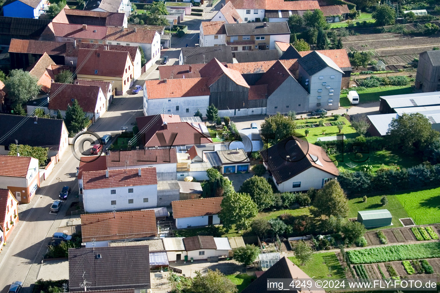 Vue aérienne de Brehmstr à le quartier Minderslachen in Kandel dans le département Rhénanie-Palatinat, Allemagne