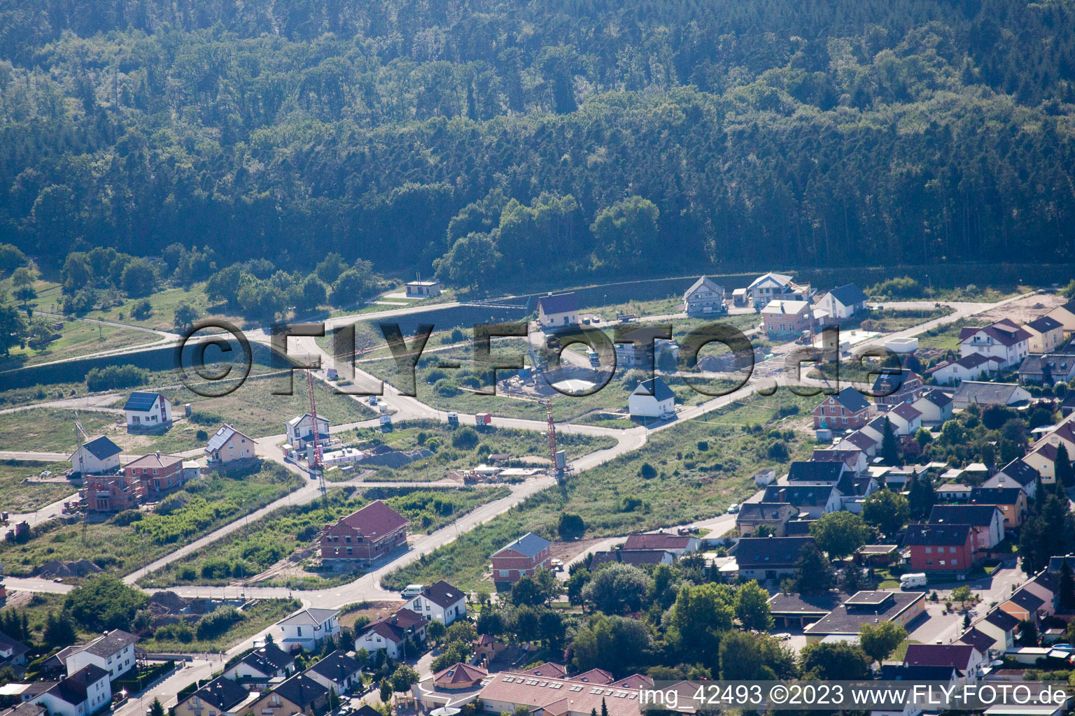 Nouvelle zone de développement ouest à Jockgrim dans le département Rhénanie-Palatinat, Allemagne depuis l'avion